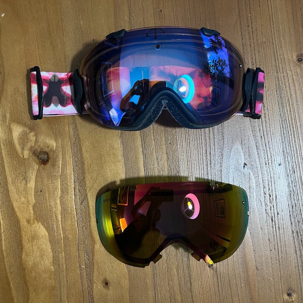 SMITH I/OS Women's Ski/Snowboard Goggles - 2 Lenses